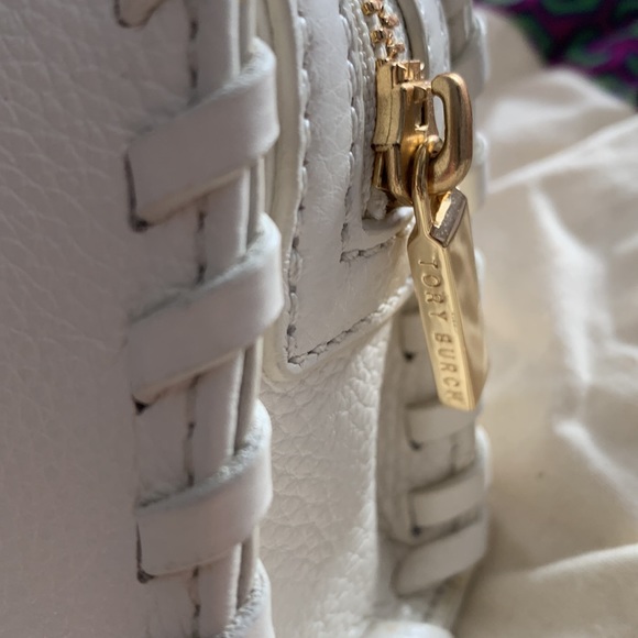 Authentic Tory Burch white whipstitch crossbody bag - Picture 11 of 11
